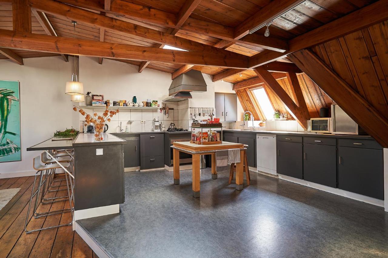 Huis Met De Leeuwenkoppen Dieren Zewnętrze zdjęcie